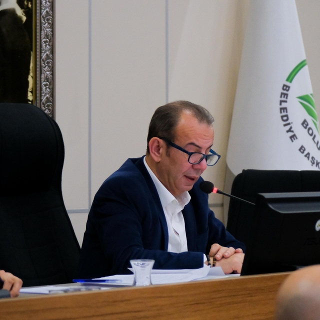 Bolu Belediye Başkanı Tanju Özcan görevden uzaklaştırıldı