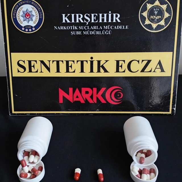 Kırşehir'de polis uyuşturucu operasyonu yaptı: 9 gözaltı