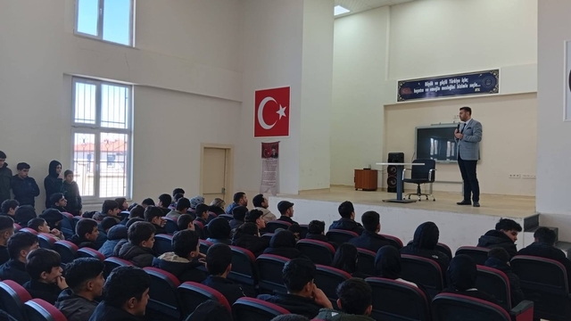 Kovancılar'da Ramazan-ı Şerif  Konferansı