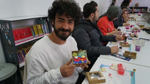 Kahramanmaraş'ta gençler Pusula Maraş'ın atölyesinde hem öğrendi hem üretti