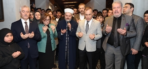 Gaziantep Büyükşehir ev sahipliğinde Mukaddes Emanetler Sergisi vatandaşlarla buluştu