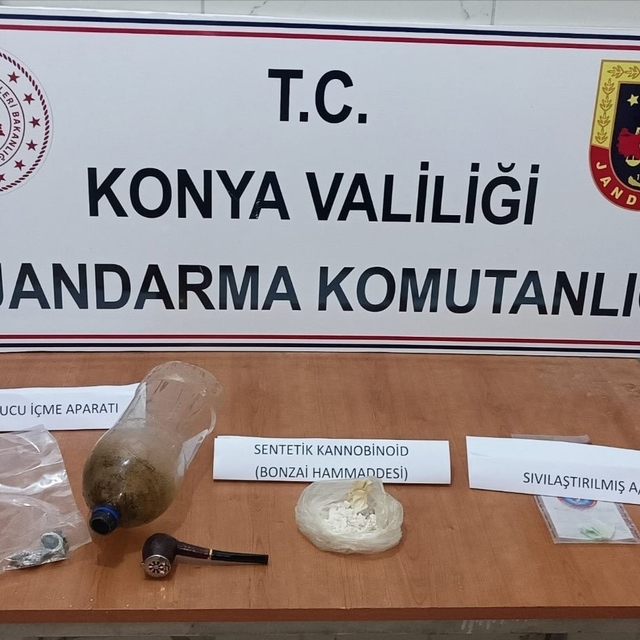 Konya'da jandarmadan uyuşturucuya geçit yok: 21 tutuklama
