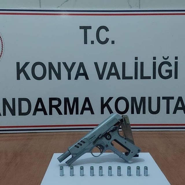 Konya'da çok sayıda silah ve silah parçası ele geçirildi: 1 tutuklama