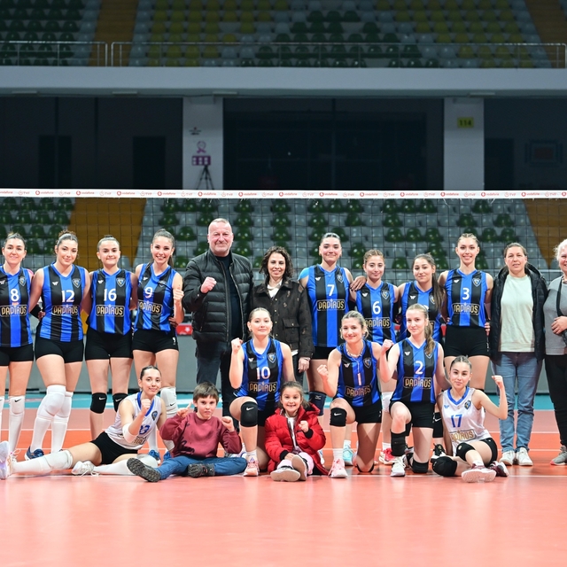 Karacabey'in sultanları ilk galibiyetini aldı