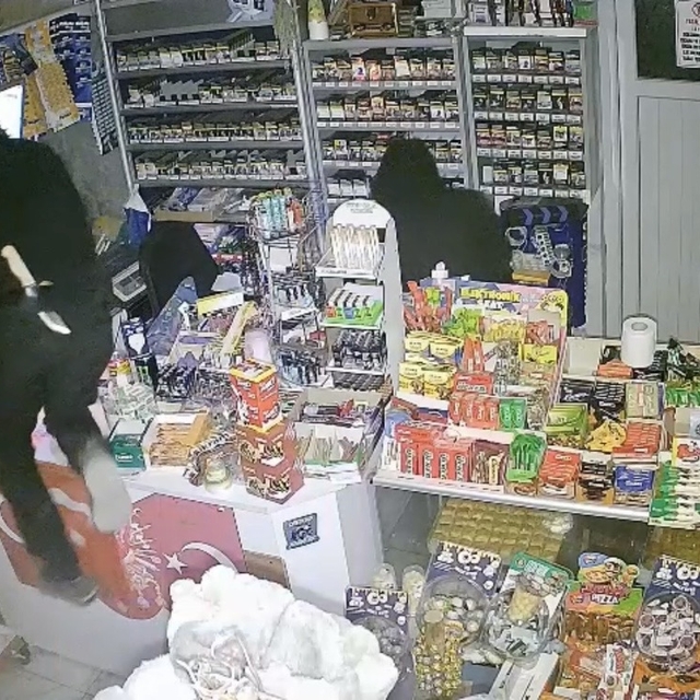 Osmaniye'de çalıntı araçla hırsızlık kamerada: 1 tutuklama