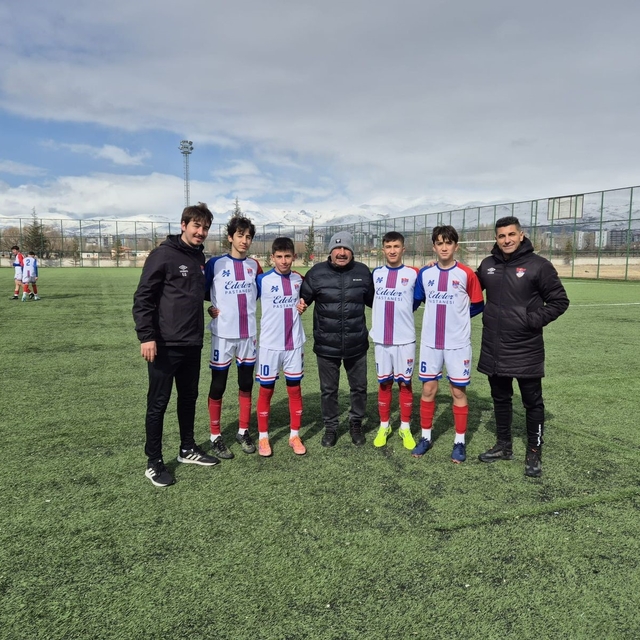 Niğdeli genç yetenekler milli takım seçmeleri 2. etap seçmelerine katılmaya...