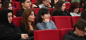 BEUN Bilim Kafe’de Bağımlılıkla Mücadelenin Önemine Dikkat Çekildi