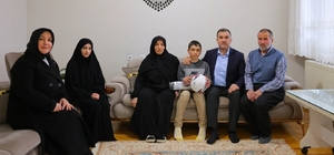 Vali Eldivan, Kaleardı Mahallesi’nde vatandaşlarla iftarda buluştu