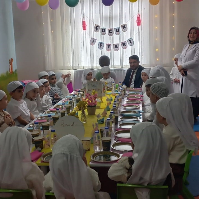 Erzincan'da minikler "Tekne Orucu" heyecanı yaşadı