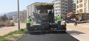 Hatay Büyükşehir Belediyesi, Yolçatı’nda asfalt serimine başladı