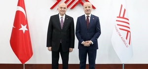 Başkan Özlü, YÖK başkanı ile görüştü Düzce Üniversitesi hastanedeki ihtiyaçlar giderilecek