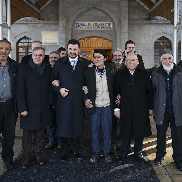 Başkan Büyükkılıç'tan Hacılar'da Ramazan'ı Şerif ziyaretleri