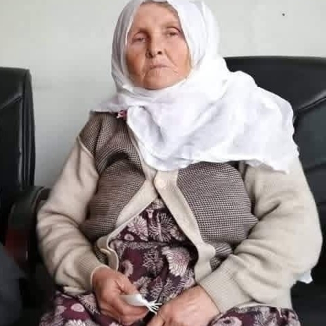 Merdivenden düşen kadın öldü