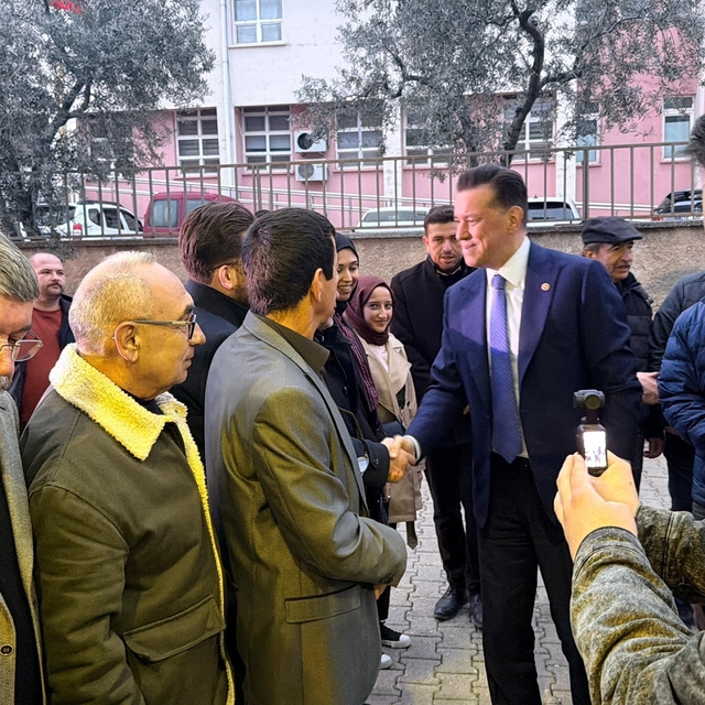 Milletvekili Hatipoğlu, Sarıcakaya'da vatandaşlarla bir araya geldi