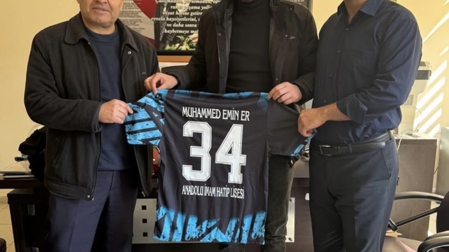 Çermikli iş adamından öğrencilere tam destek