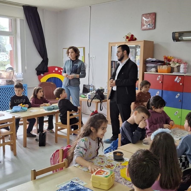 Anaokulunda velilere 'Ramazan ve Oruç' konulu seminer verildi