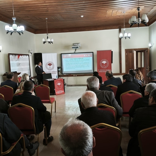 Bilecik'te üreticilere 'Gıda Hijyeni' ile 'B-Reçete' bilgilendirmesi