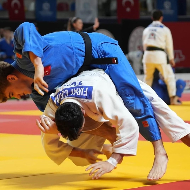 OMÜ'lü judocu, Türkiye üçüncüsü oldu