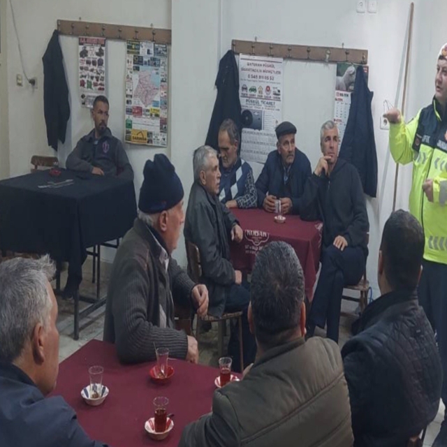 Yenice'de jandarma ekiplerince çeşitli eğitimler verildi