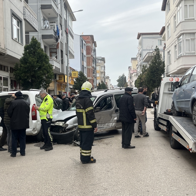 Ordu'da alkollü sürücünün karıştığı kazada 5 kişi yaralandı