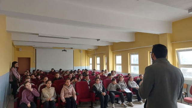 Bilecik'te ortaokul öğrencilerine 'Ramazan Bilinci' konulu konferans