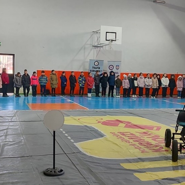 Kütahya Emniyet Müdürlüğünden trafik eğitim ve bilgilendirme faaliyetleri