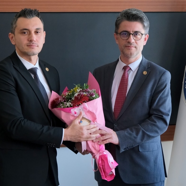 ÇOMÜ Fen Fakültesi'nde dekanlık devir teslim töreni yapıldı