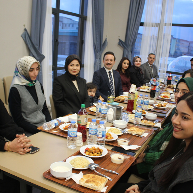 Malazgirt'te iftar programı düzenlendi