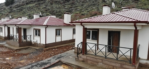 Onikişubat'ta 15 deprem köy konutlarında yaşam başlıyor Mahalle muhtarı: "Devletten Allah razı olsun, bizi darda bırakmadı"
