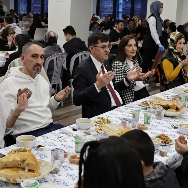 Kütahya Belediyesi personeli iftar sofrasında buluştu