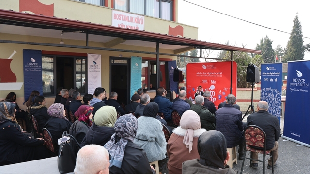 Ata tohumundan hibritlere
Bilim Kafe, Bostanlık köyünde yoğun ilgiyle gerçekleştirildi
