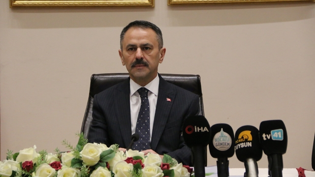 Kocaeli'de şubat ayında aranan 397 hükümlü yakalandı
Siber denetimlerde 163 şüpheli hesap tespit edildi