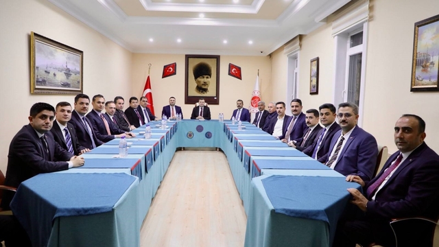 Vali Nedim Akmeşe'den Niğde Açık Ceza İnfaz Kurumu'na ziyaret