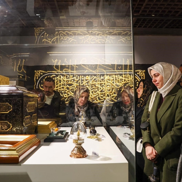 Mukaddes Emanetler Sergisi'ne yoğun ilgi