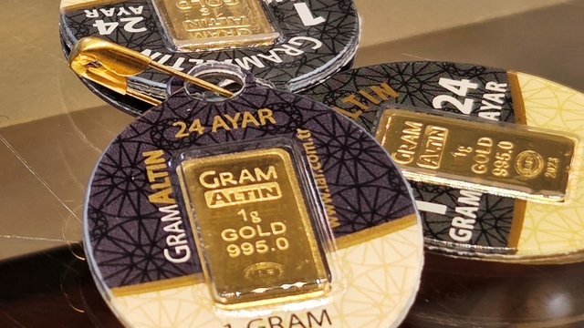 Özman: "Altın uzun vadeli bir yatırım"