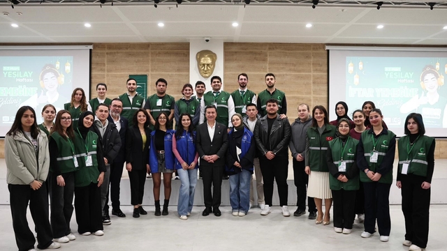 Başkan Aras: "Ata mirası kurumlarımıza sahip çıkmamız gerekir"