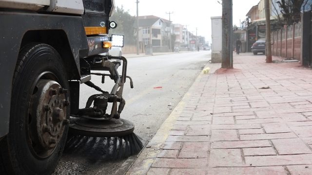 Erenler'de bayram temizliği mesaisi başladı