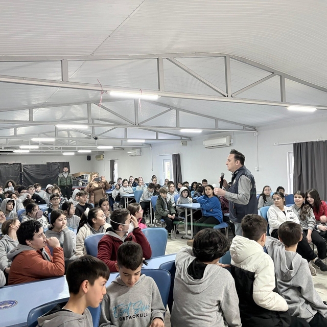 Denizli'de 890 öğrenci ve öğretmene siber güvenlik eğitimi verildi