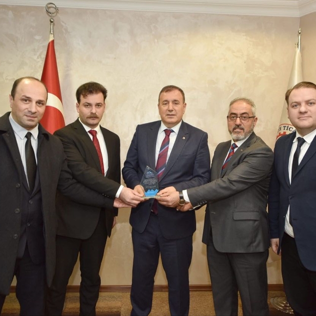 Uzungöl Turizmciler Derneği yöneticilerinden TTSO Başkanı Çelebi'ye ziyaret