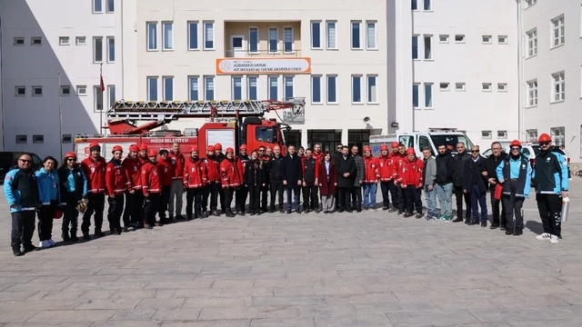 Deprem Haftası'nda Afet Eğitimi ve Tahliye Tatbikatı yapıldı