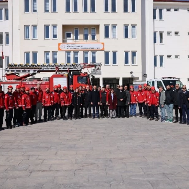 Deprem Haftası'nda Afet Eğitimi ve Tahliye Tatbikatı yapıldı