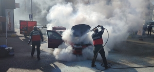 Keşan’da otomobilde çıkan yangın büyümeden söndürüldü