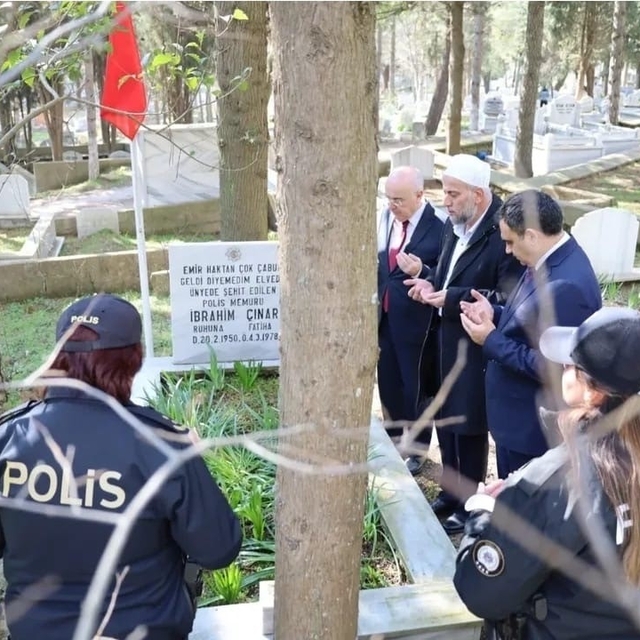 Kırklareli'nde şehit polis İbrahim Çınar kabri başında anıldı