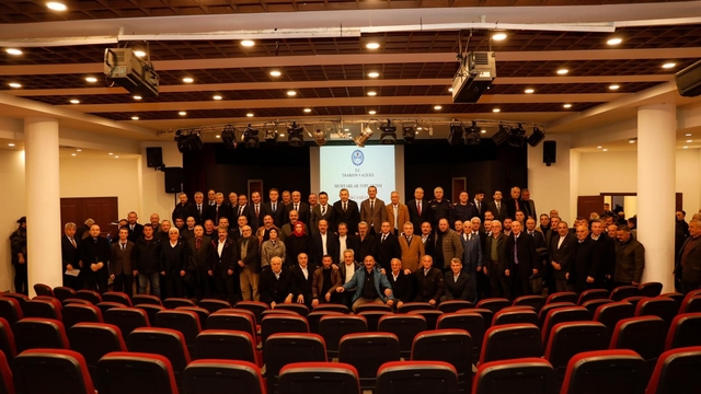 Vali Şahin Akçaabat'ta muhtarlarla buluştu