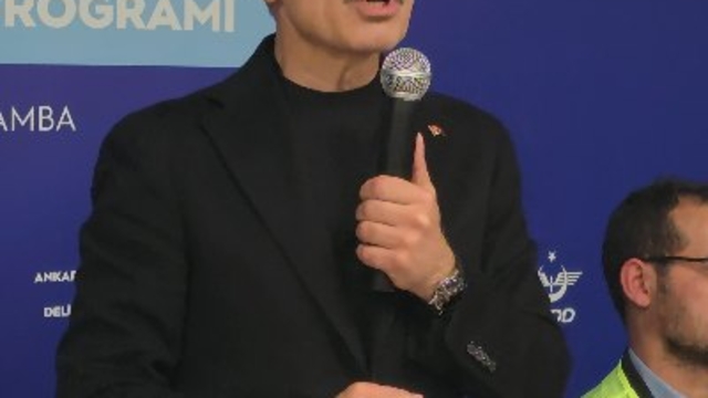 Bakan Uraloğlu'ndan 'Süper Hızlı Tren' müjdesi; Ankara-İstanbul arası 80 dakikaya düşüyor (2)