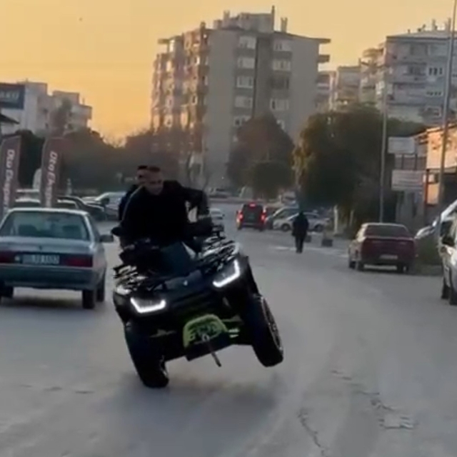 Driftin bedelini ağır ödedi: Hem ehliyetinden oldu hem 146 bin lira ceza ye...