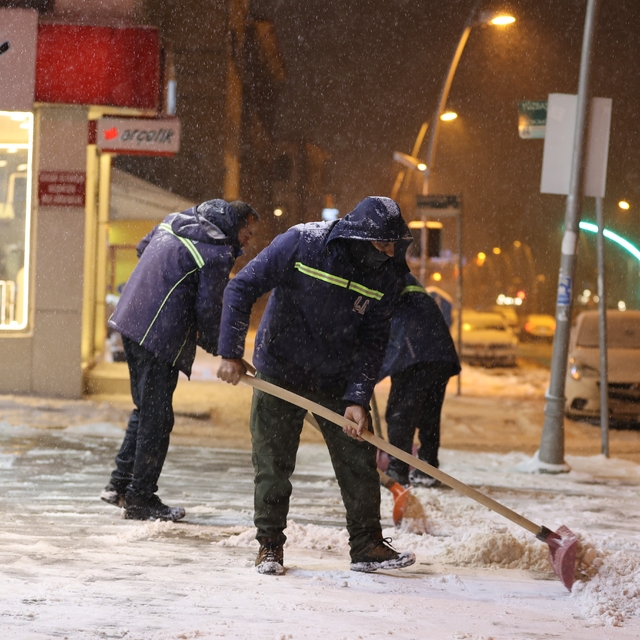 Kar yağışı gitti buzlanma, çığ ve don tehlikesi var