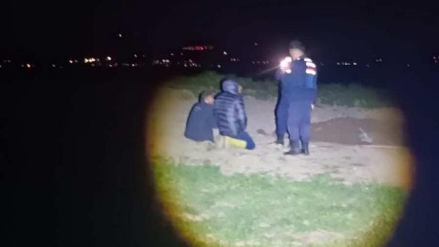 Türbede kaçak kazı yapan 7 şahıs suçüstü yakalandı