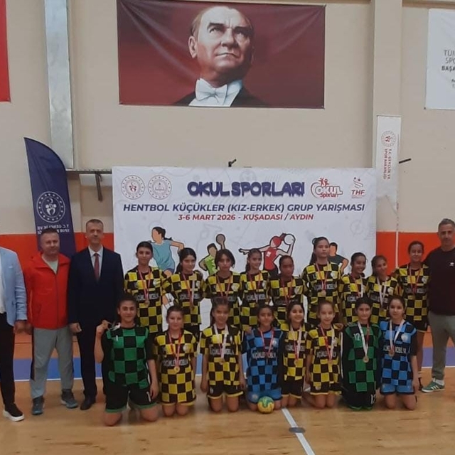 Başkan Zencirci Neşetiye Kız Hentbol Takımını tebrik etti