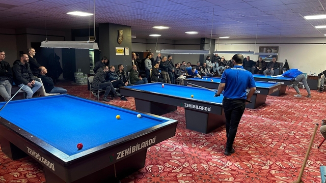 90 sporcu yarışıyor